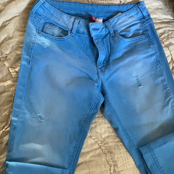 Blue Colored H&M Jeans, Feel Great On! - Picture 6 of 7